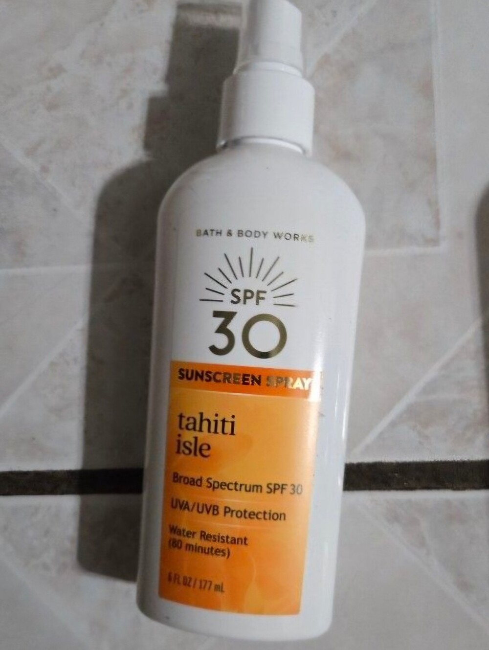 Bath & Body Works SPF 30 Sunscreen Spray – White & Orange
